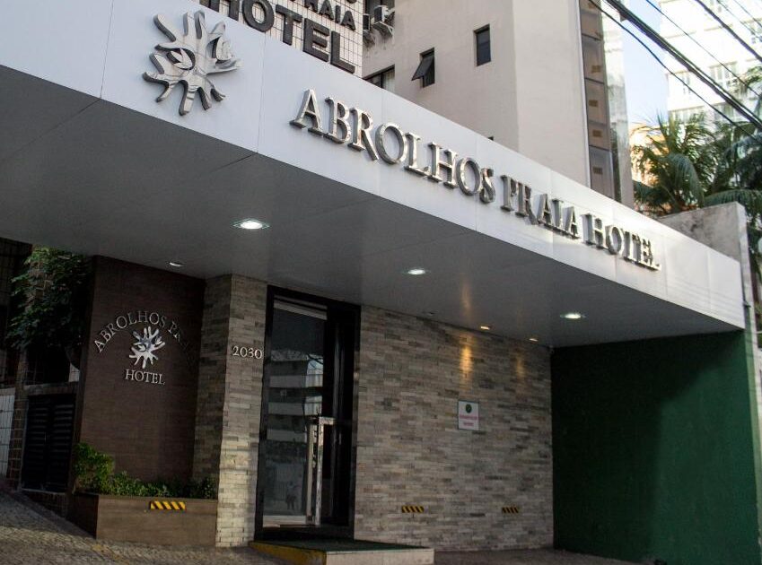 ABROLHOS PRAIA HOTEL